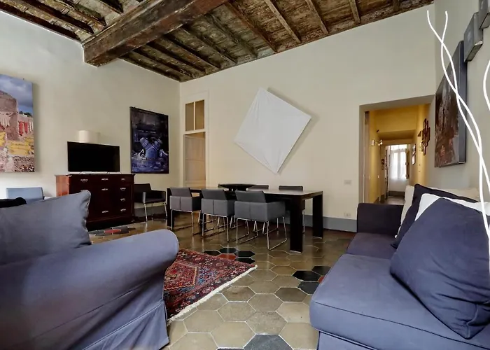 Apartment Monti Charm By The Colosseum Rom